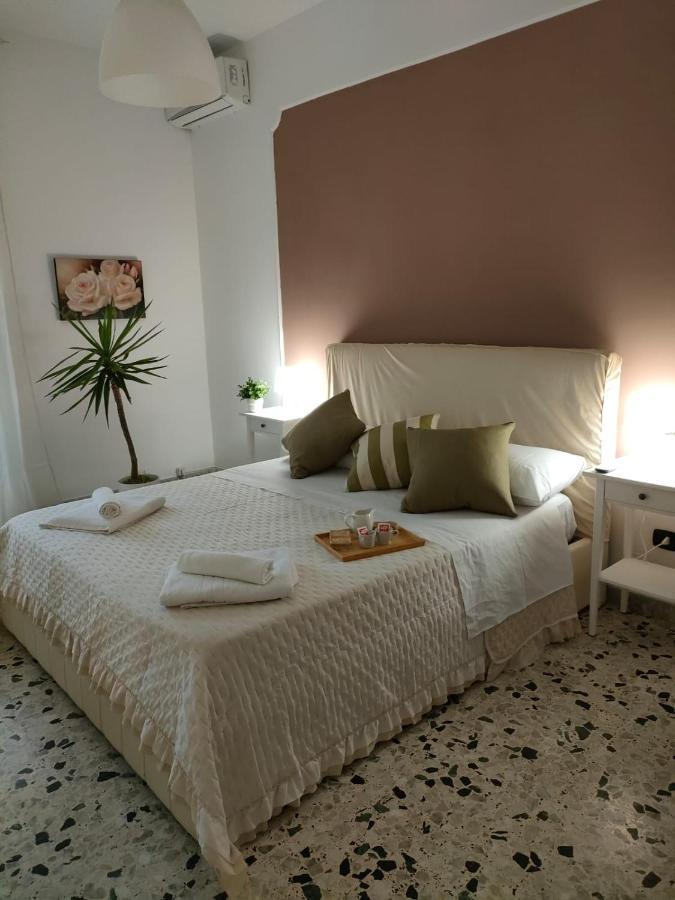 Domus Dali' Apartment เนเปิลส์ ภายนอก รูปภาพ